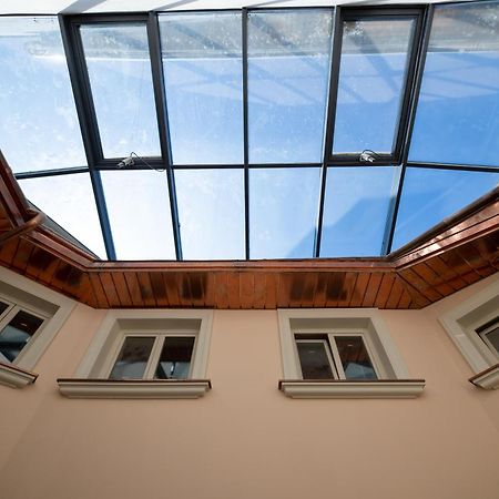 Oysters & Bubbles Gastro Hotel. Rynok Square Lviv Exterior photo